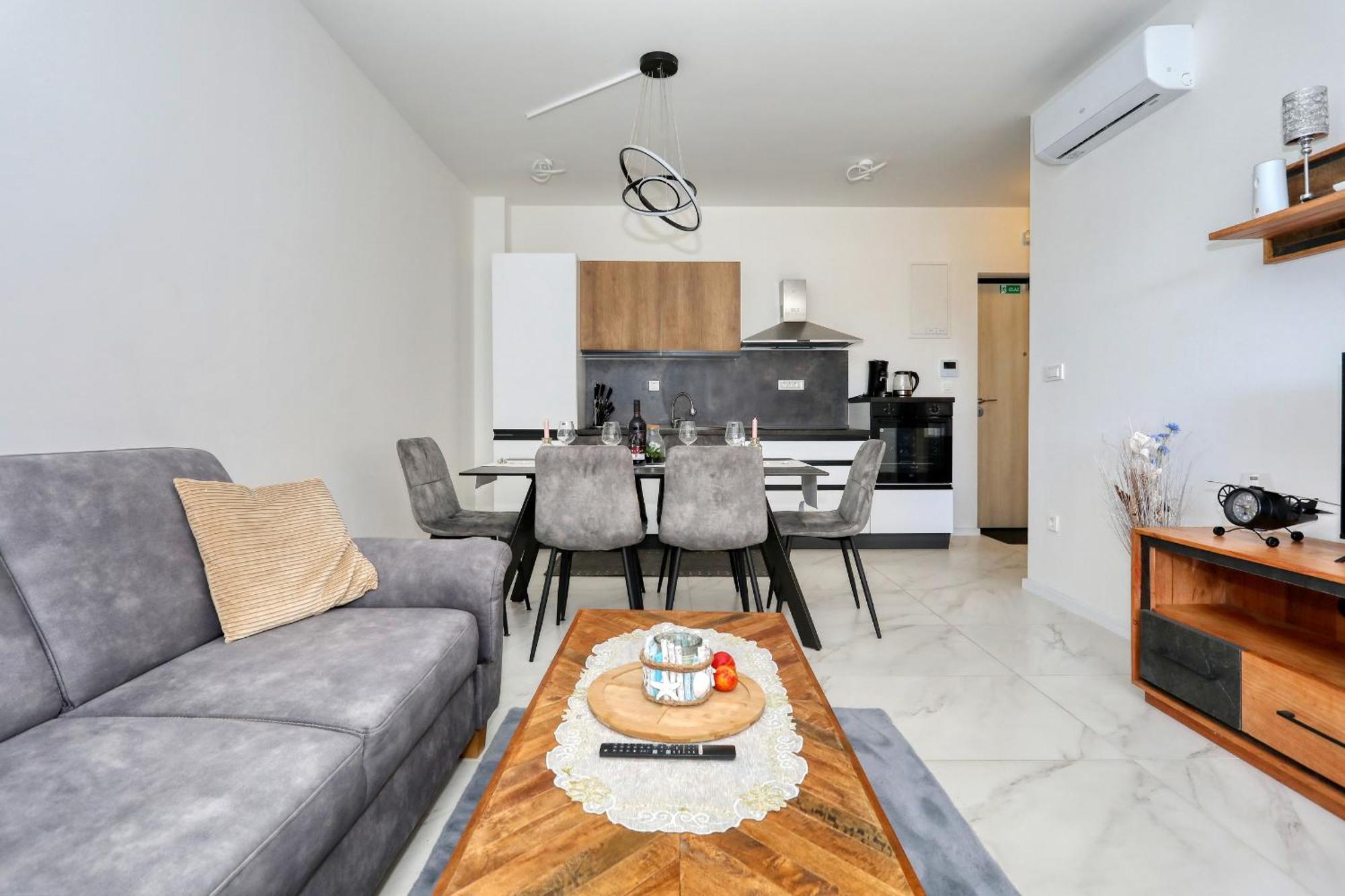 Apartment Relex With Pool & Jacuzzi Privlaka  Exterior foto