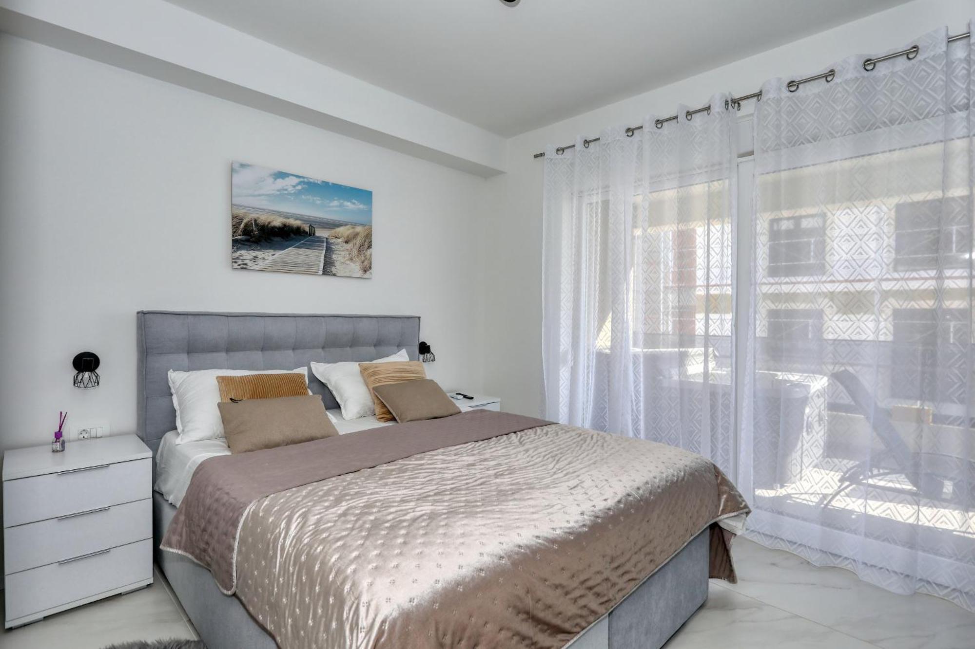 Apartment Relex With Pool & Jacuzzi Privlaka  Exterior foto